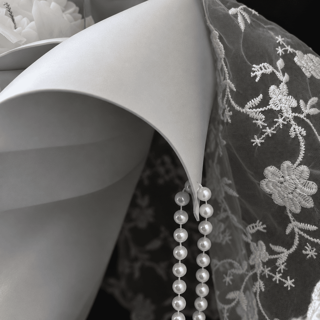 Pearl Haze | White Hydrangea Candle Flower Bouquet